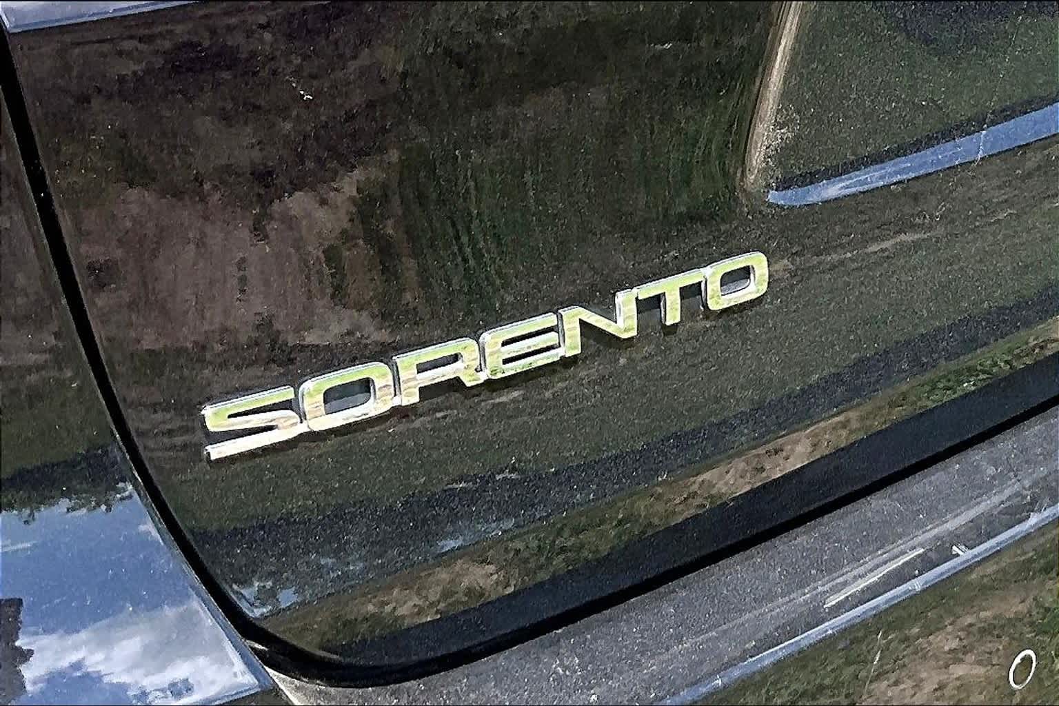 Thumbnail: 2020 Kia Sorento - 32