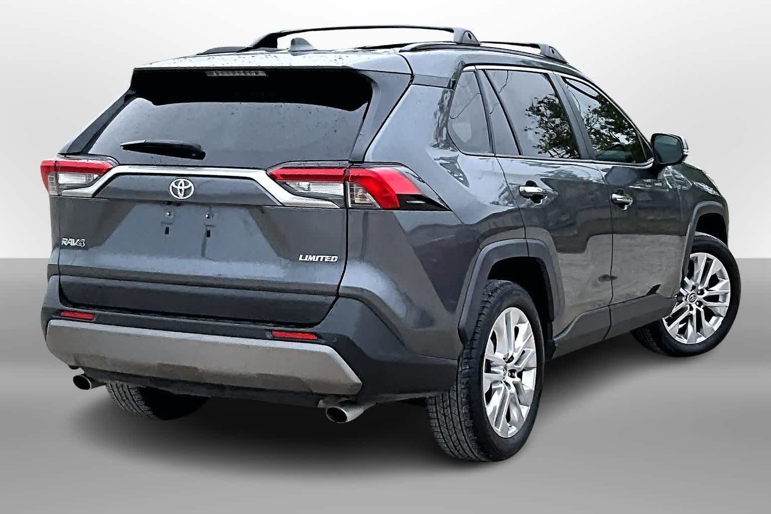 Thumbnail: 2019 Toyota RAV4 - 2