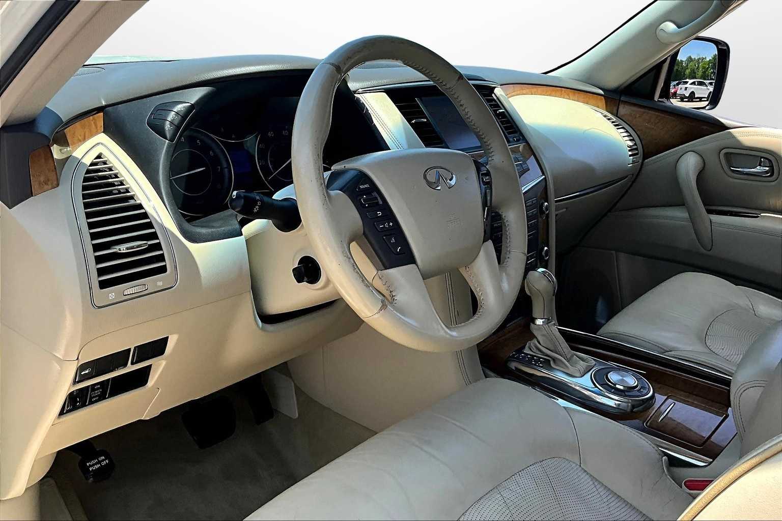 Thumbnail: 2013 INFINITI QX56 - 12