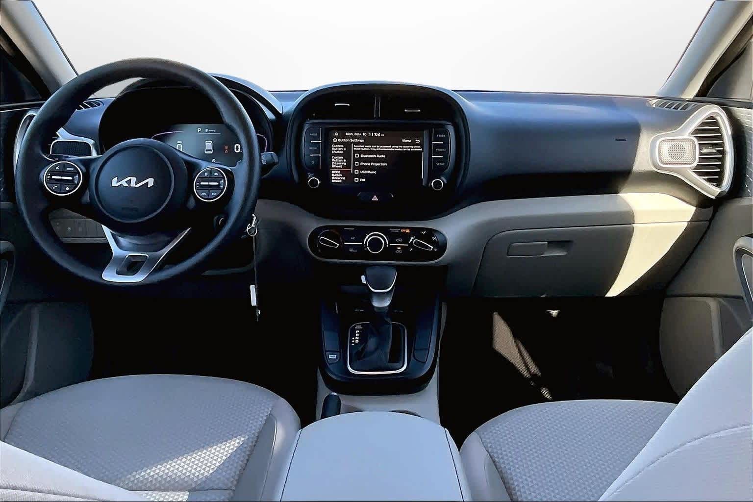 Thumbnail: 2023 Kia Soul - 14