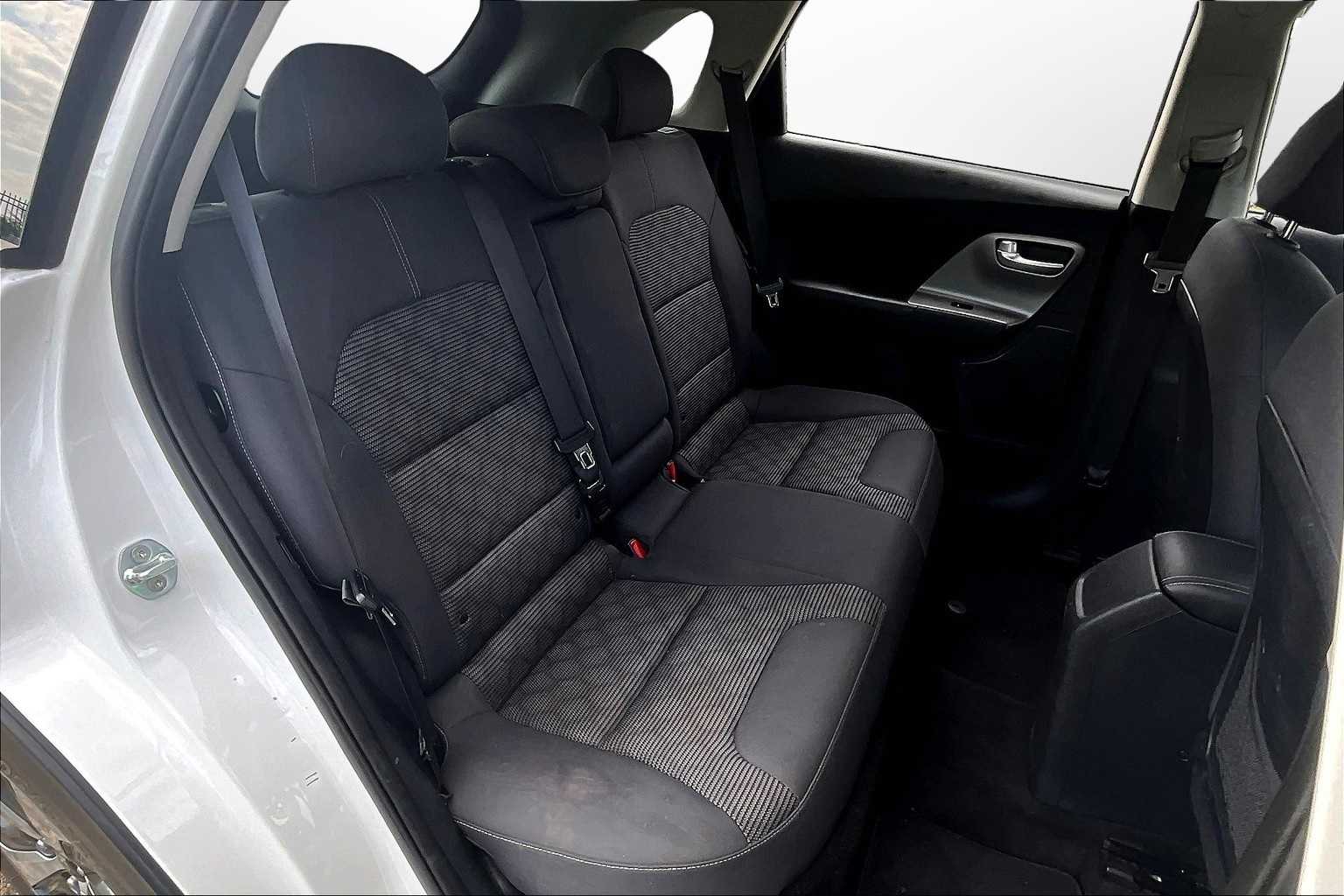 Thumbnail: 2019 Kia Niro - 26