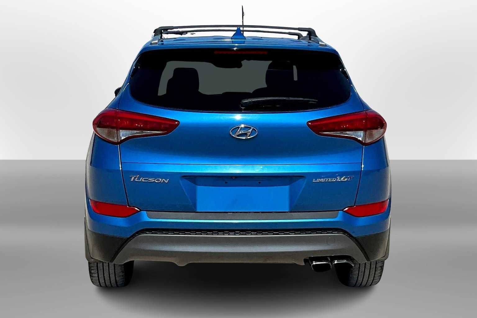 Thumbnail: 2016 Hyundai Tucson - 4