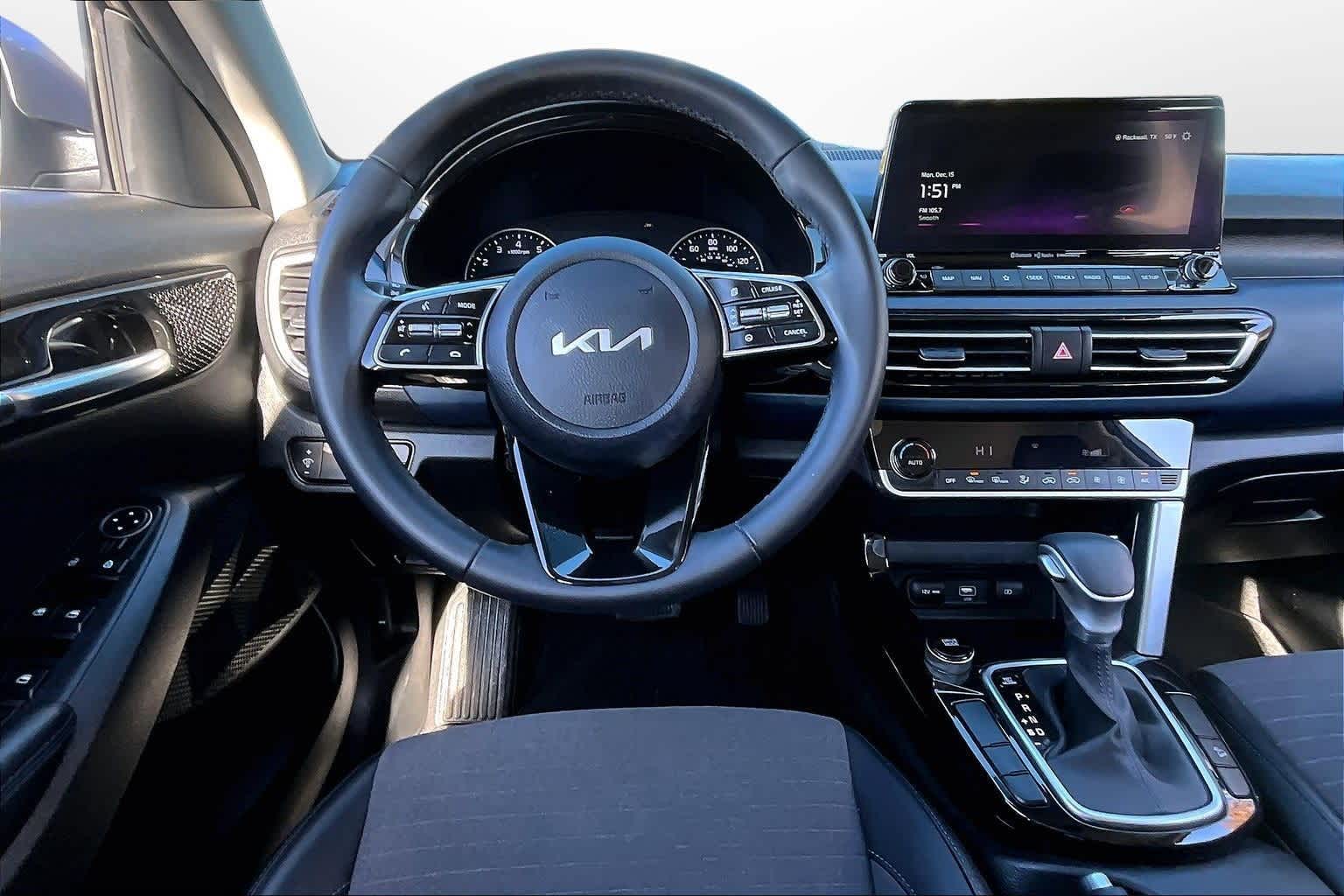 Thumbnail: 2023 Kia Seltos - 5