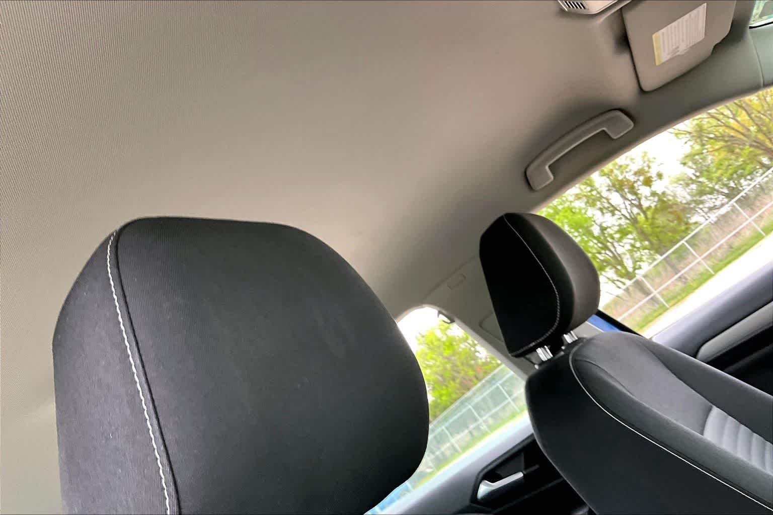 Thumbnail: 2022 Volkswagen Jetta - 16