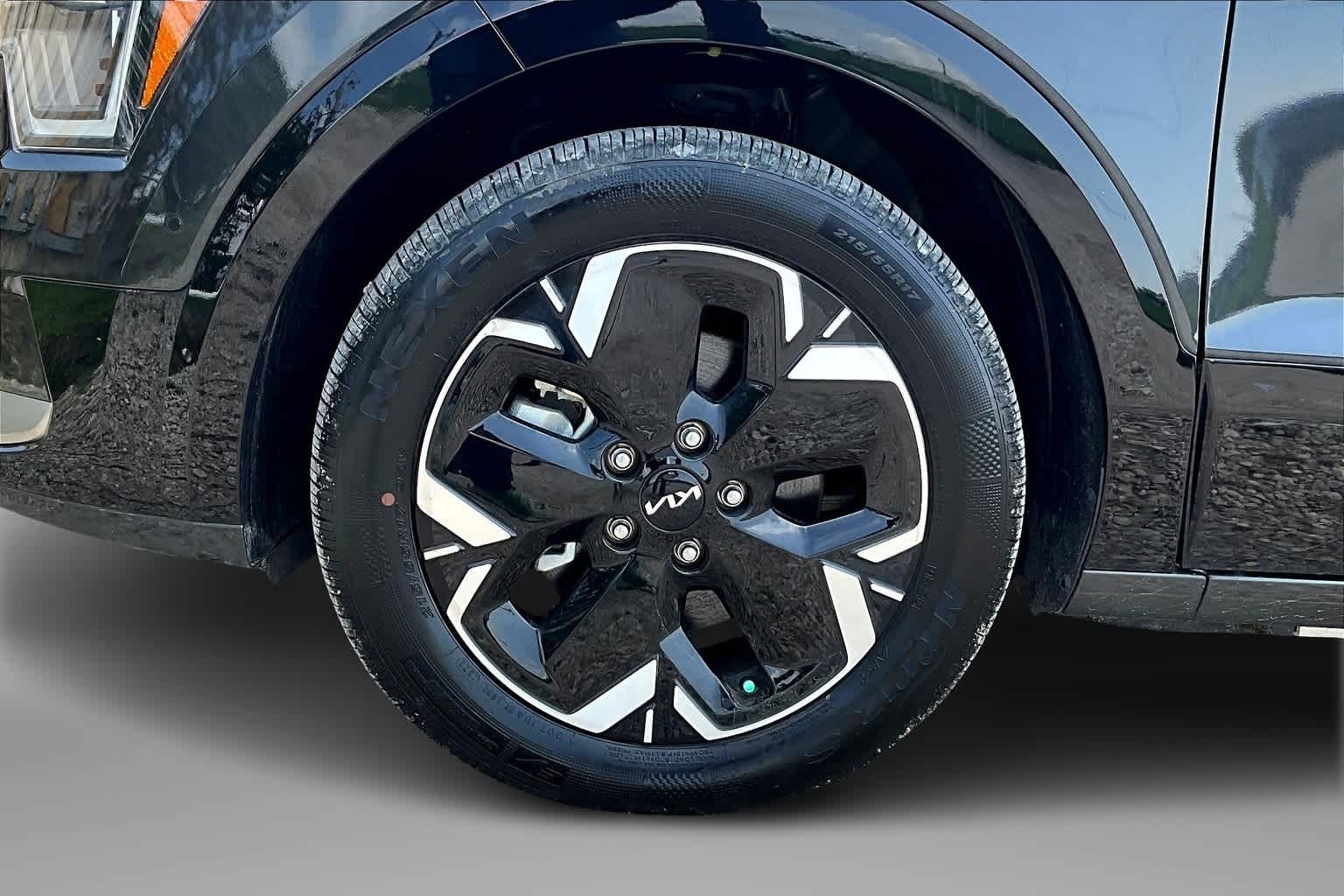 2023 Kia Niro Wave 8