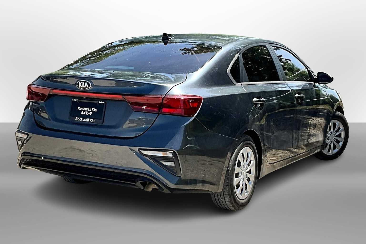 Thumbnail: 2020 Kia Forte - 2