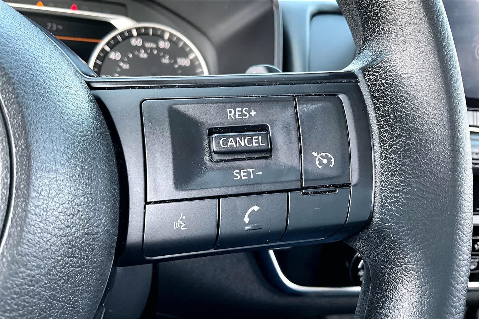 Thumbnail: 2022 Nissan Rogue - 18