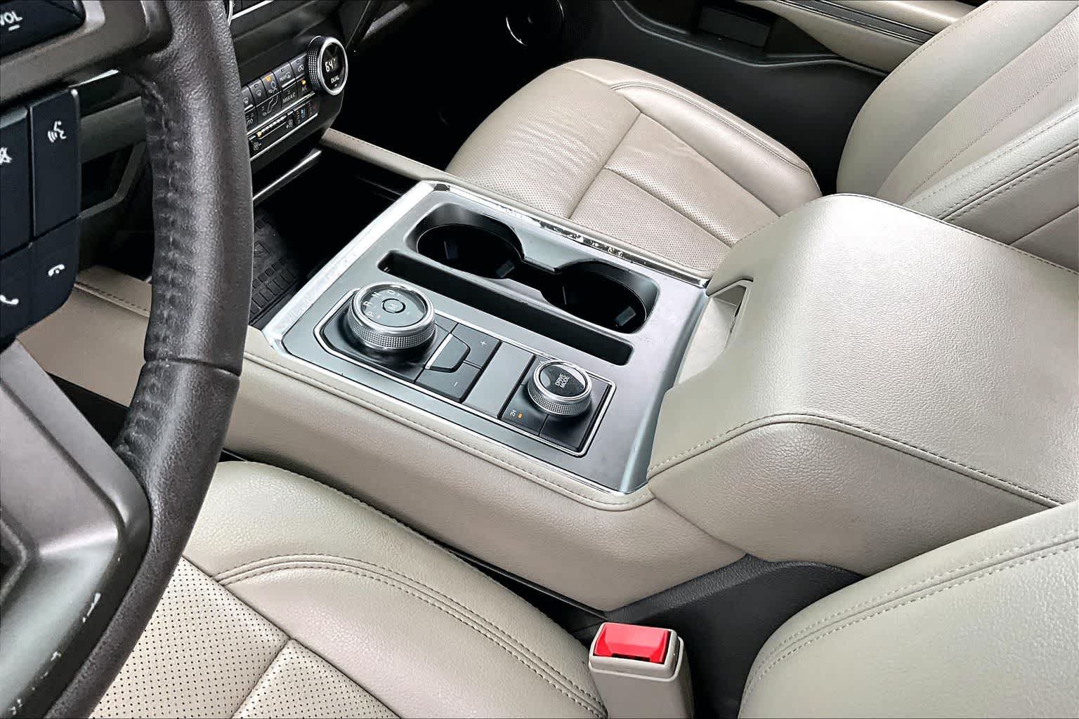 Thumbnail: 2019 Ford Expedition - 13