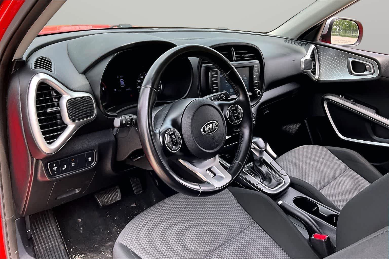 Thumbnail: 2020 Kia Soul - 12