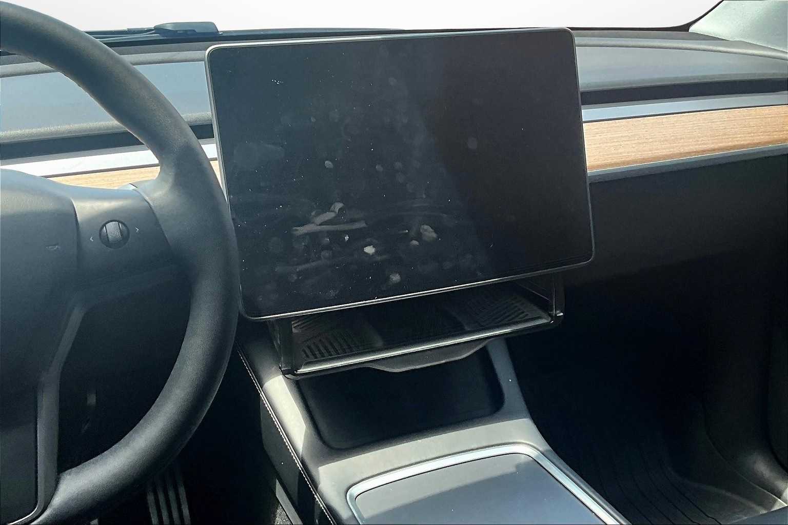 Thumbnail: 2022 Tesla Model Y - 6