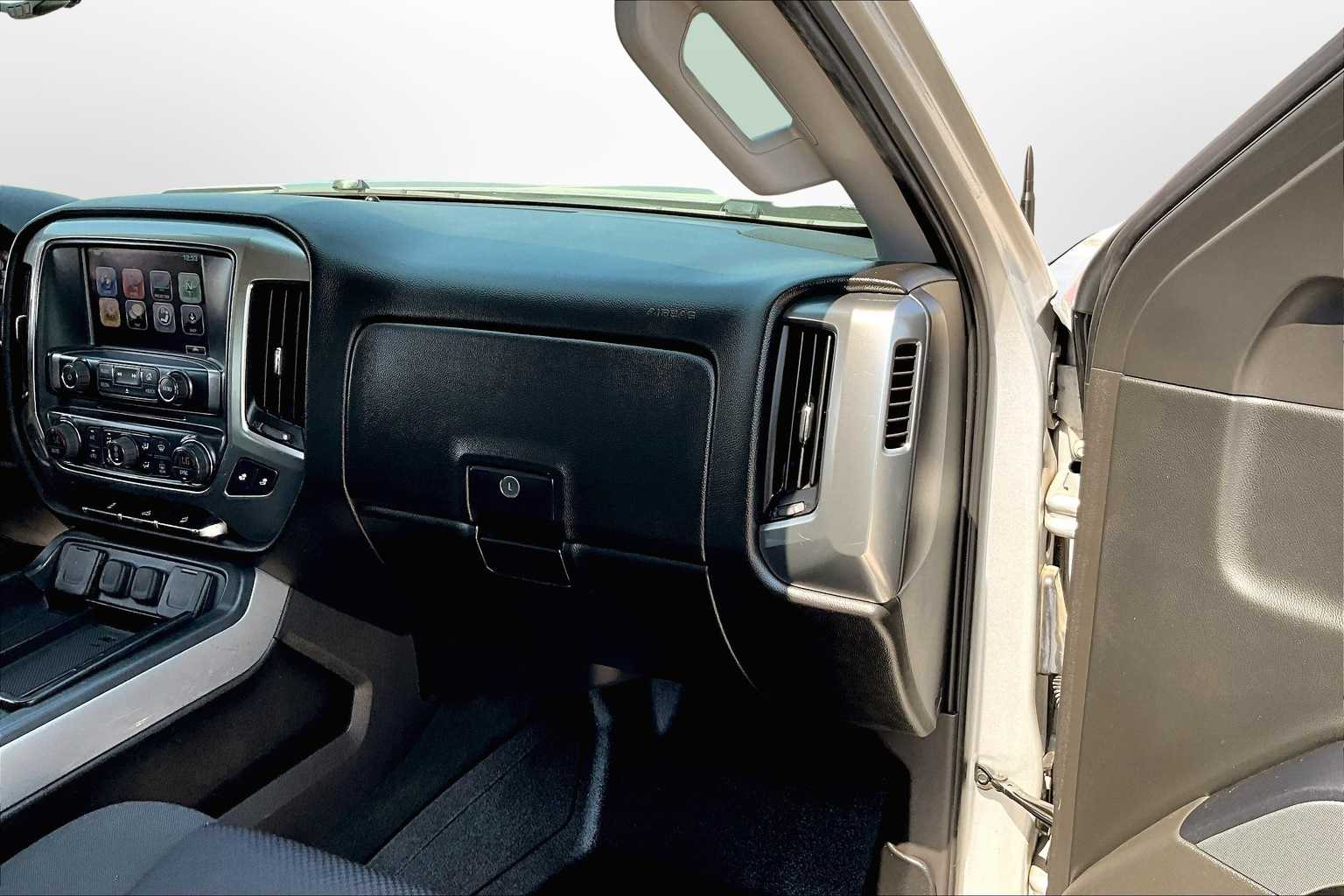 Thumbnail: 2017 Chevrolet Silverado 1500 - 15