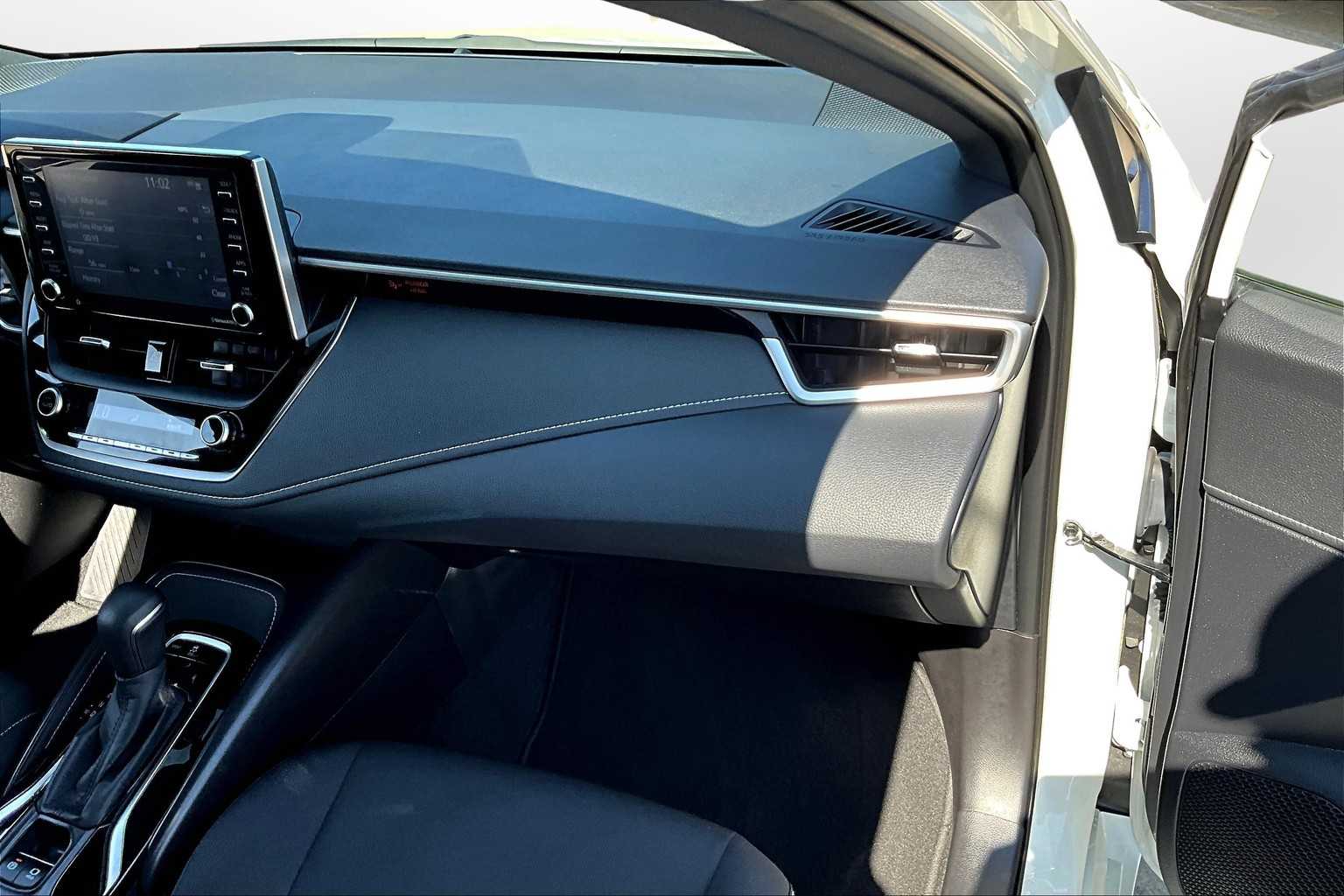 Thumbnail: 2020 Toyota Corolla - 15