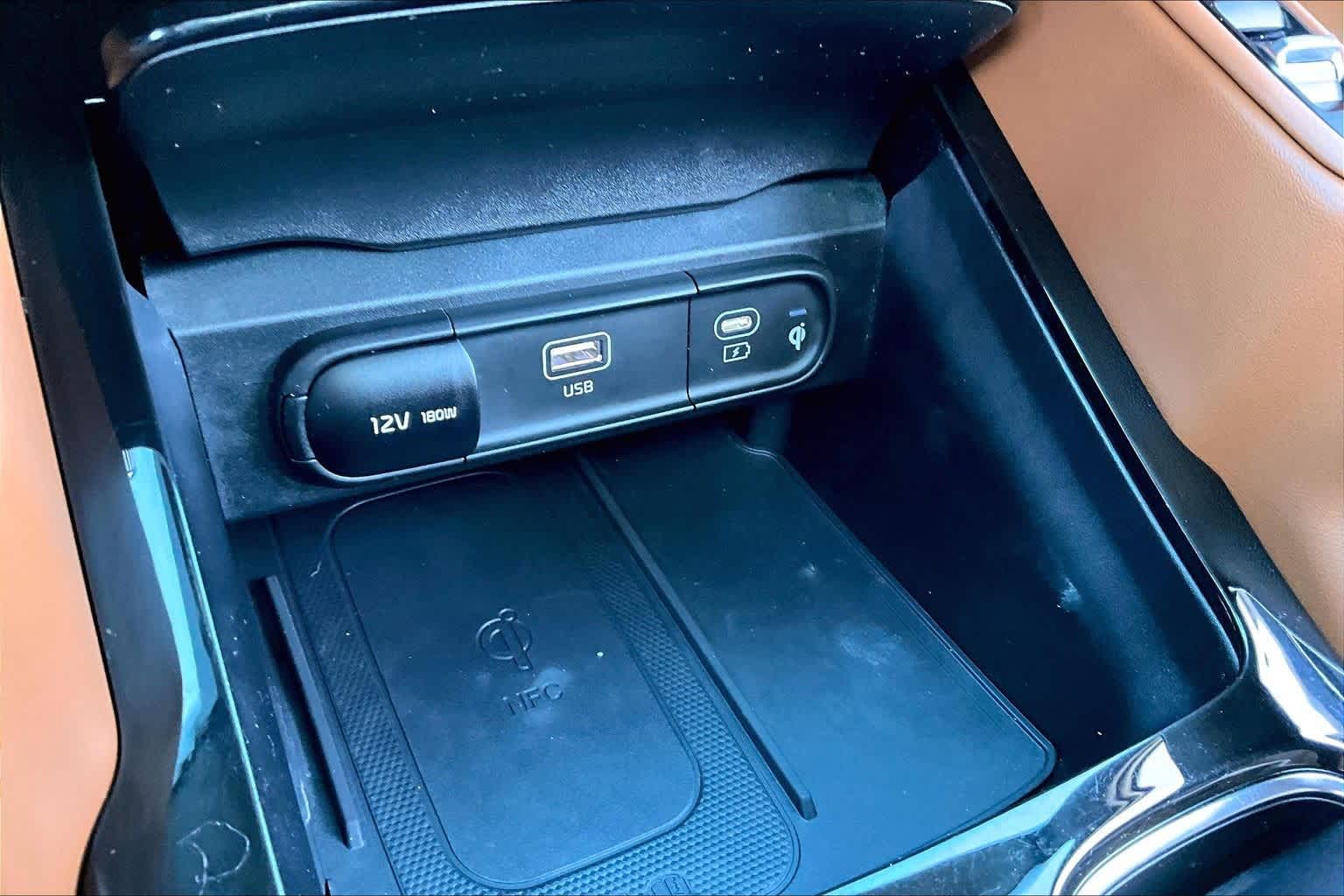 Thumbnail: 2024 Kia Telluride - 23