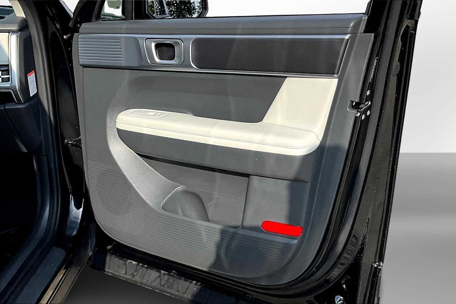 Thumbnail: 2024 Hyundai Santa Fe - 18