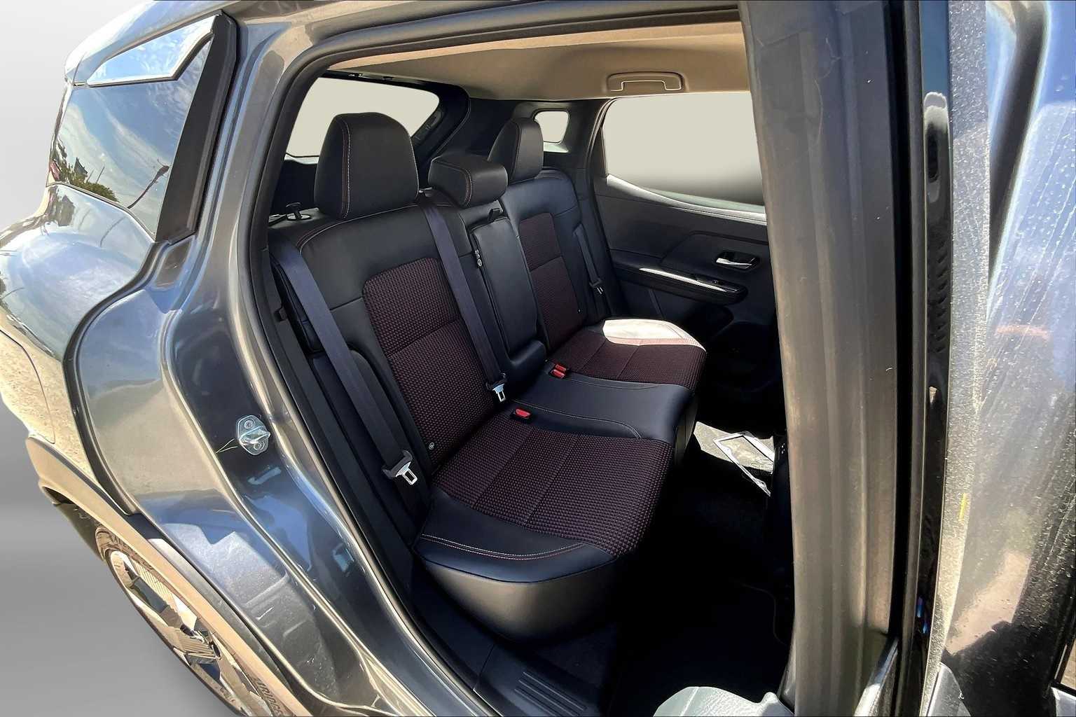 Thumbnail: 2025 Nissan Kicks - 27