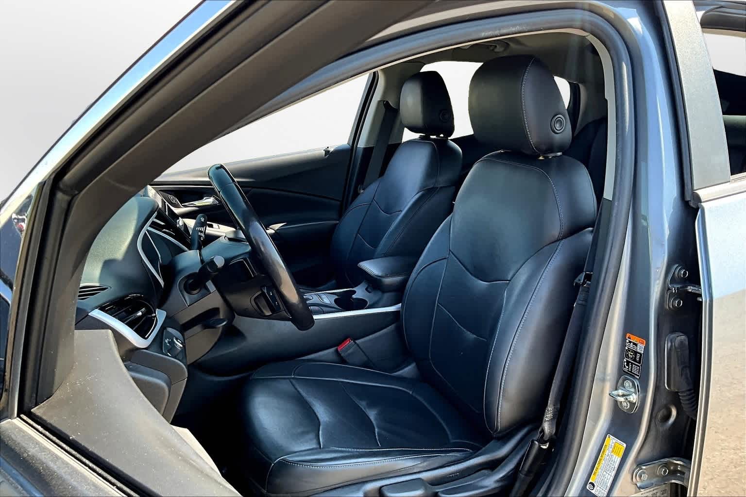Thumbnail: 2018 Chevrolet Volt - 26