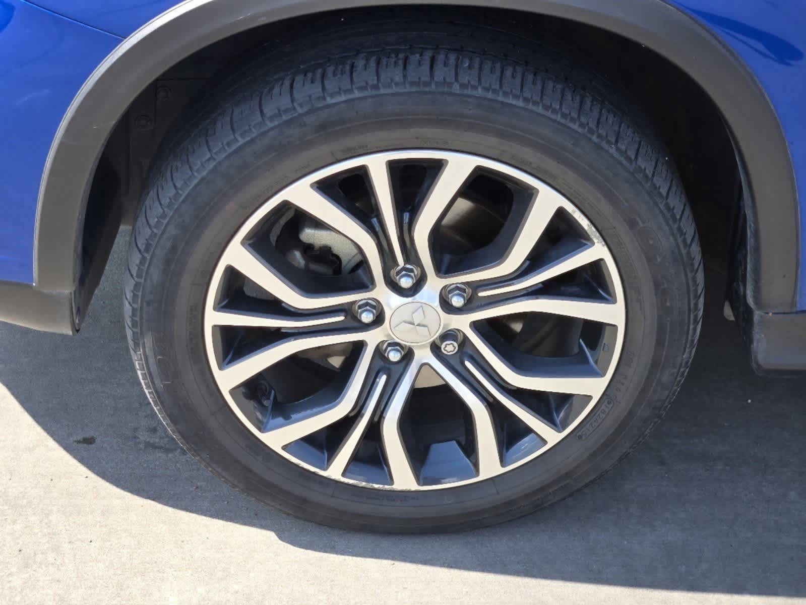 Thumbnail: 2019 Mitsubishi Outlander Sport - 23