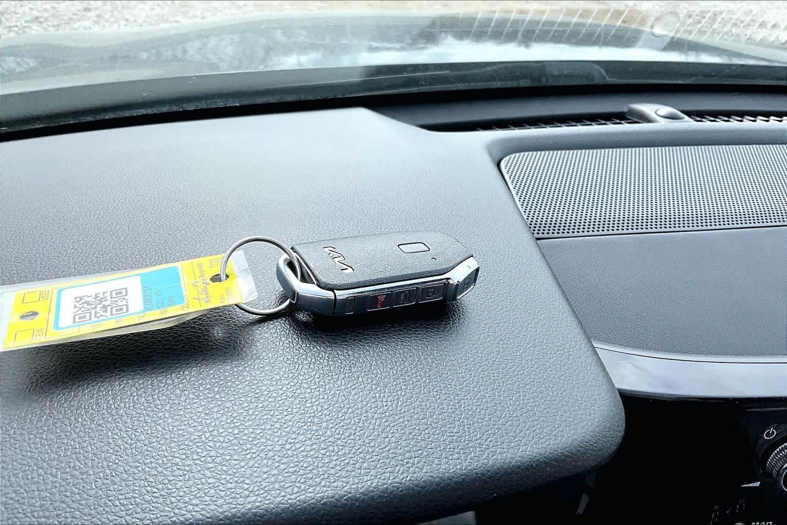 Thumbnail: 2022 Kia K5 - 8