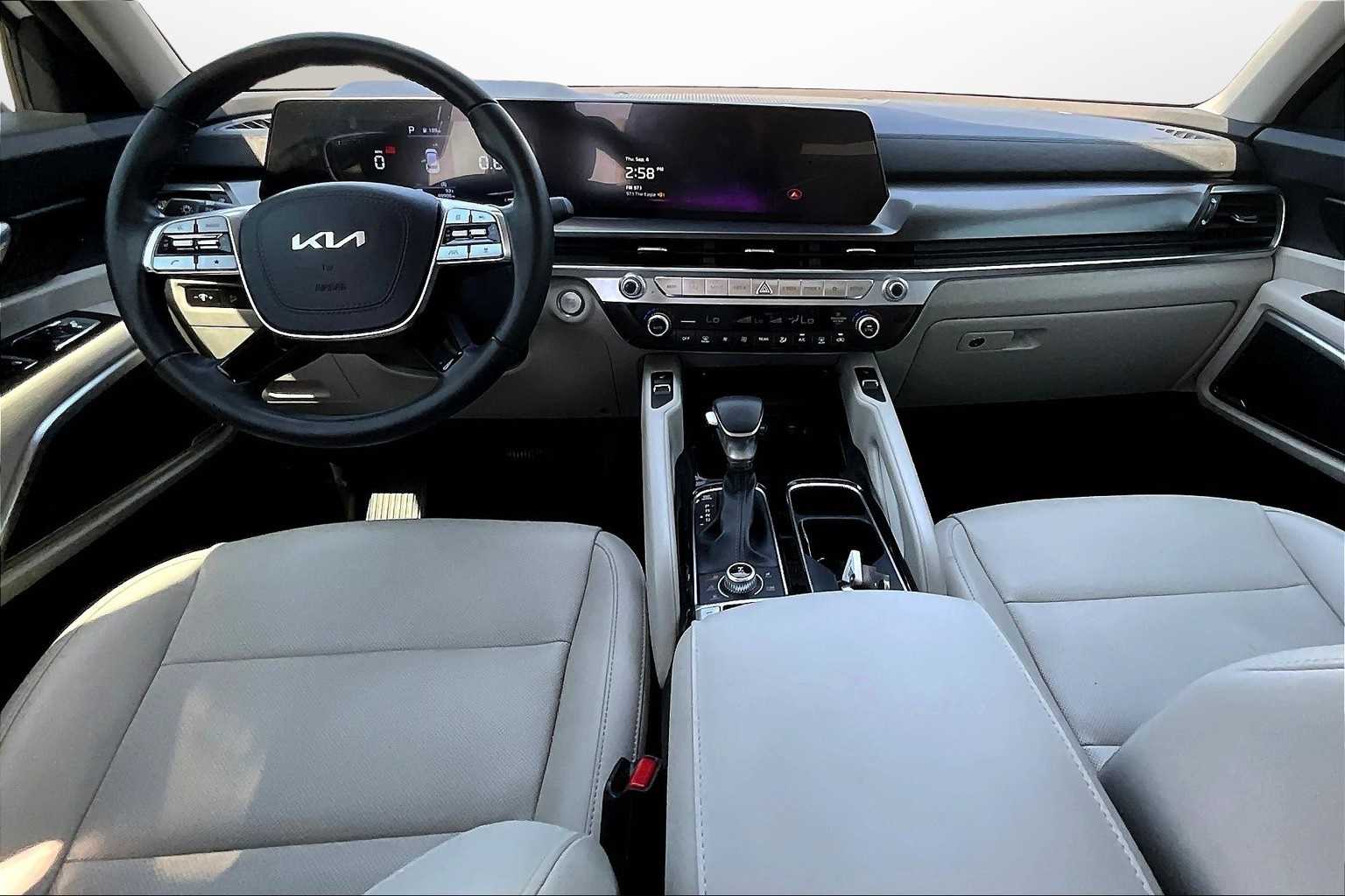 Thumbnail: 2023 Kia Telluride - 13