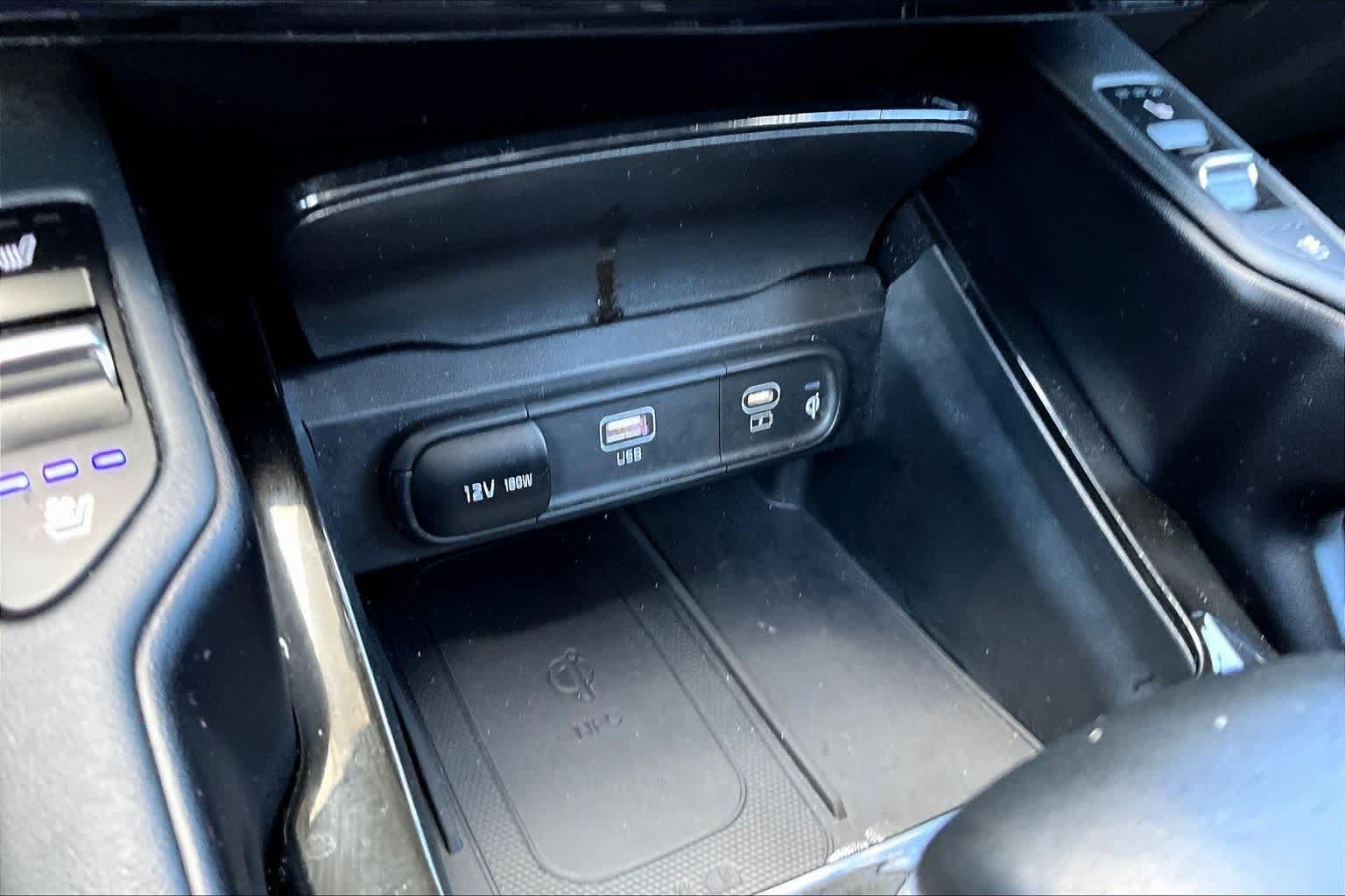 Thumbnail: 2024 Kia Telluride - 21