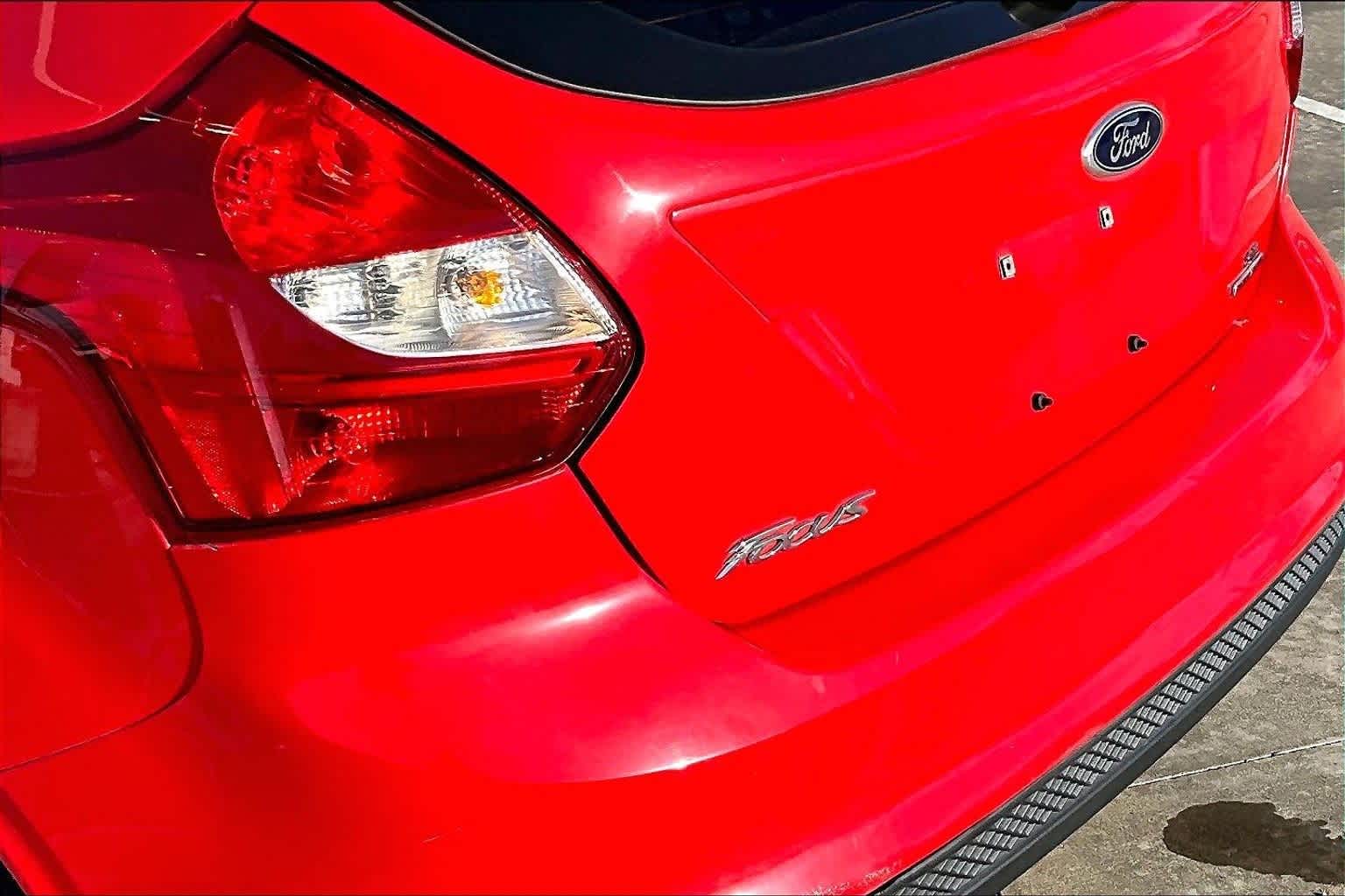 Thumbnail: 2014 Ford Focus - 31