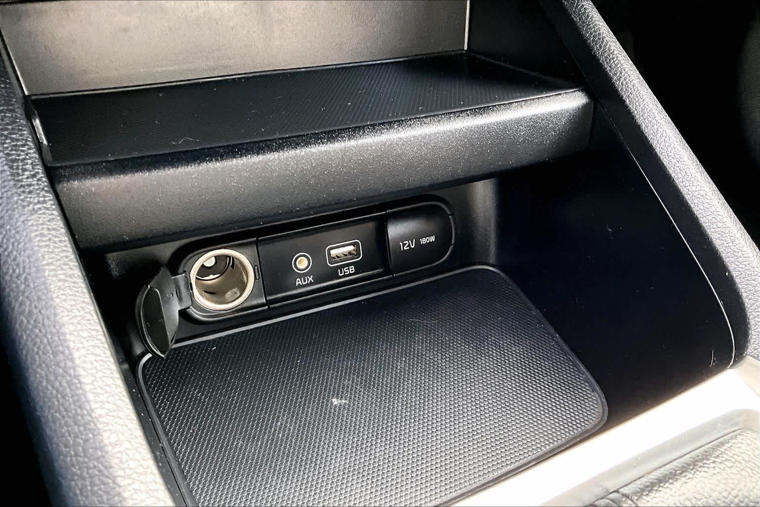 Thumbnail: 2019 Kia Forte - 22