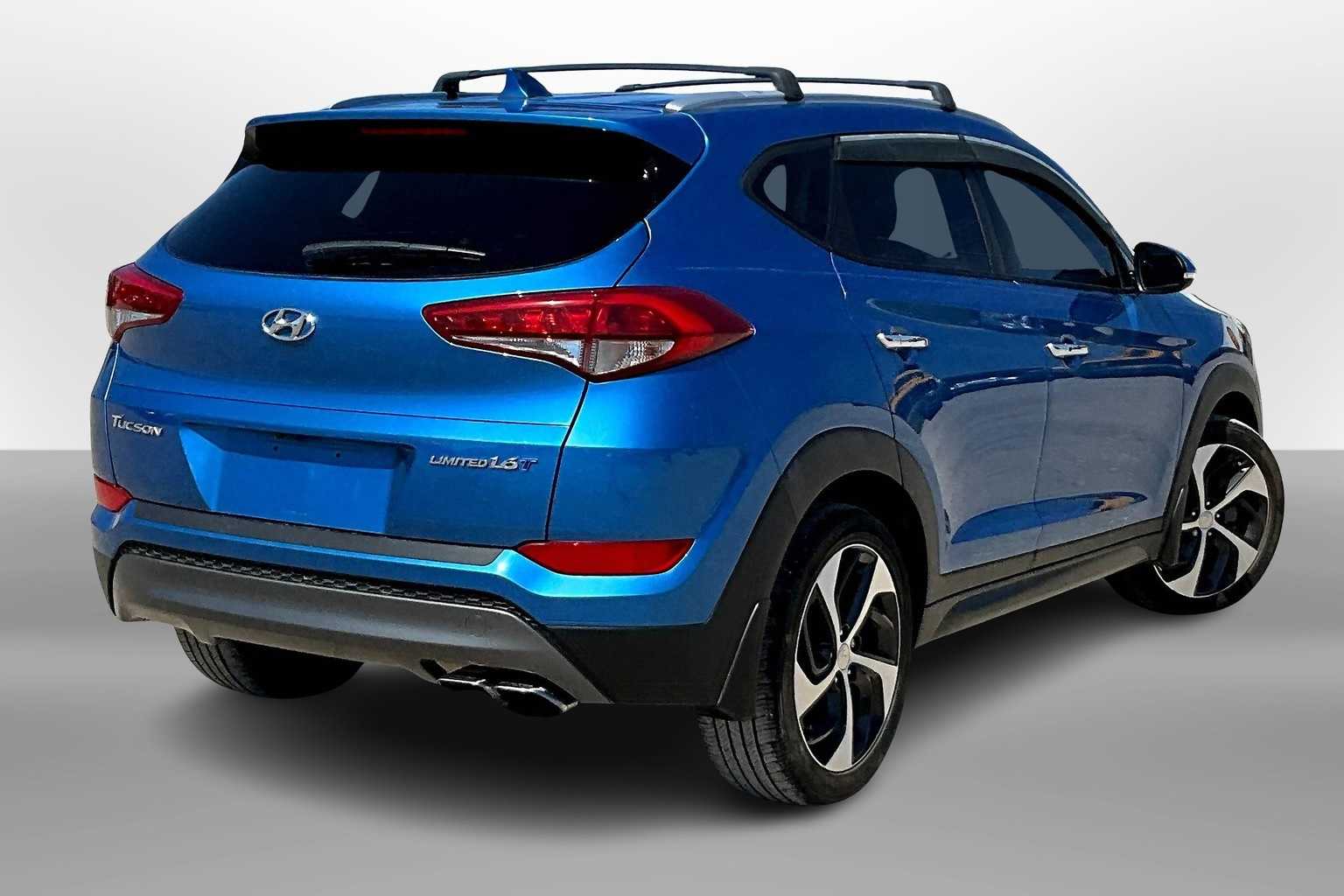Thumbnail: 2016 Hyundai Tucson - 2