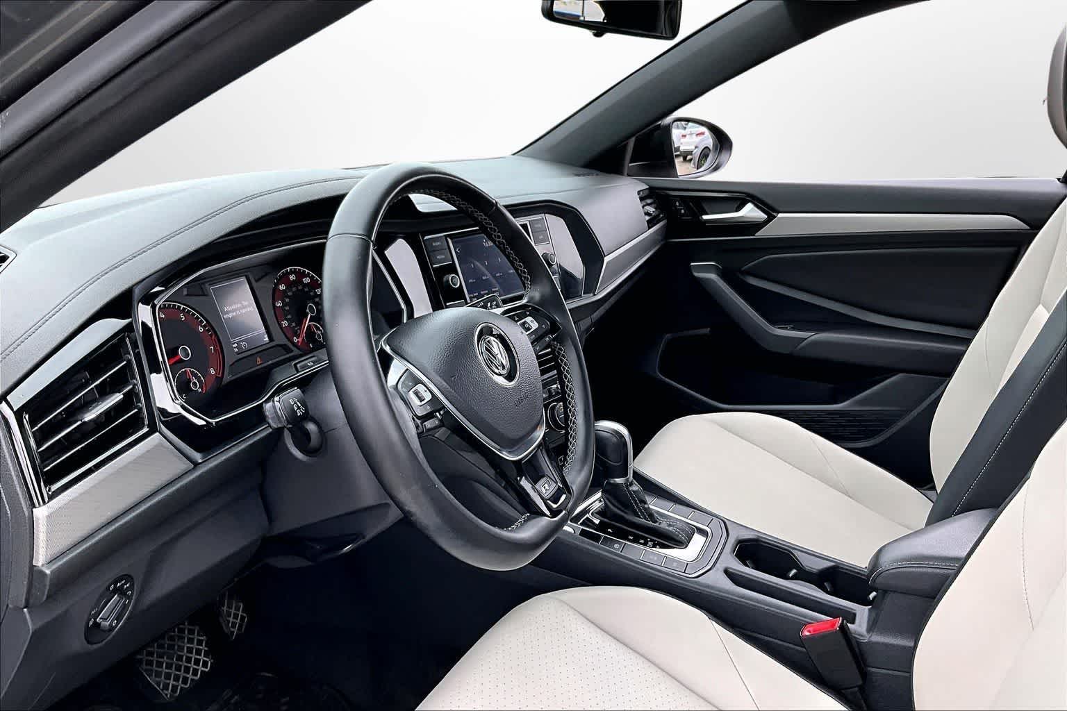 Thumbnail: 2019 Volkswagen Jetta - 12