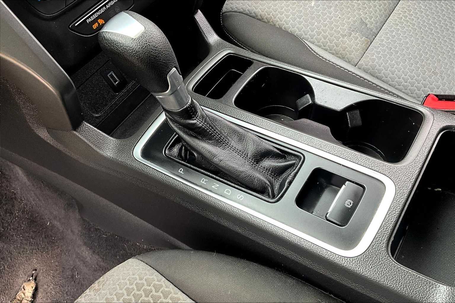 2017 Ford Escape SE 13