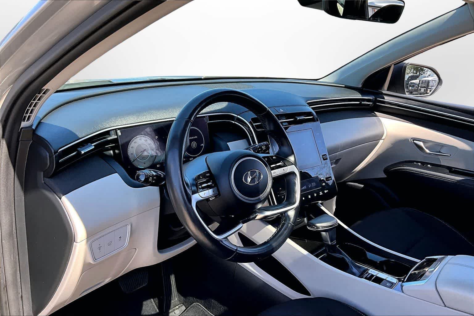 Thumbnail: 2022 Hyundai Tucson - 12