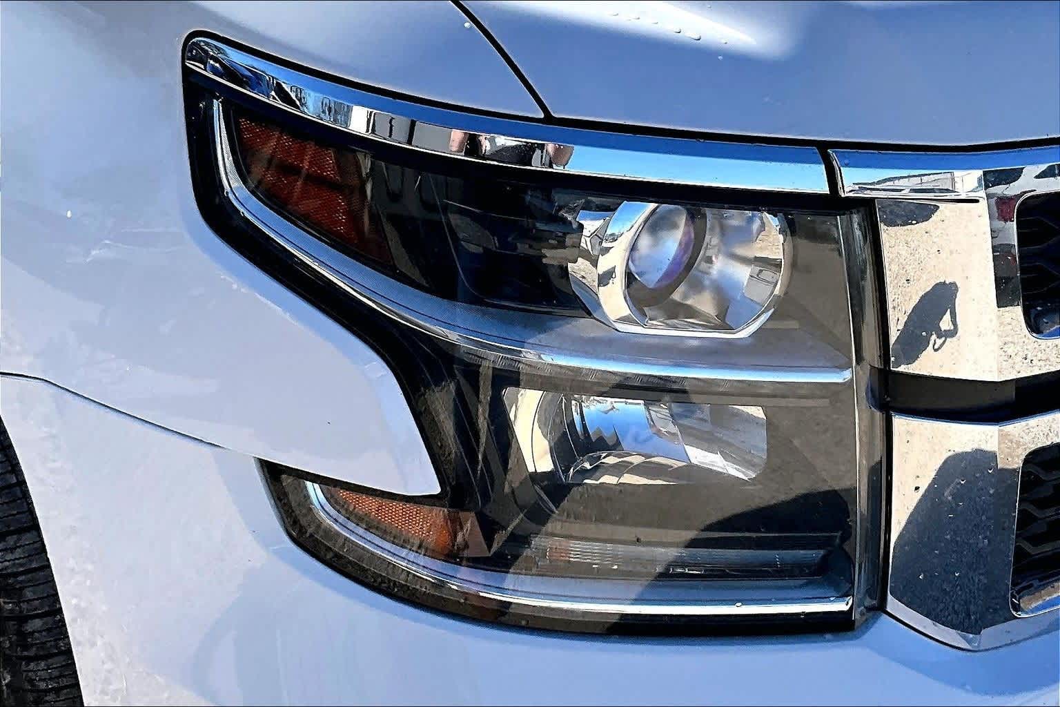 Thumbnail: 2016 Chevrolet Tahoe - 28