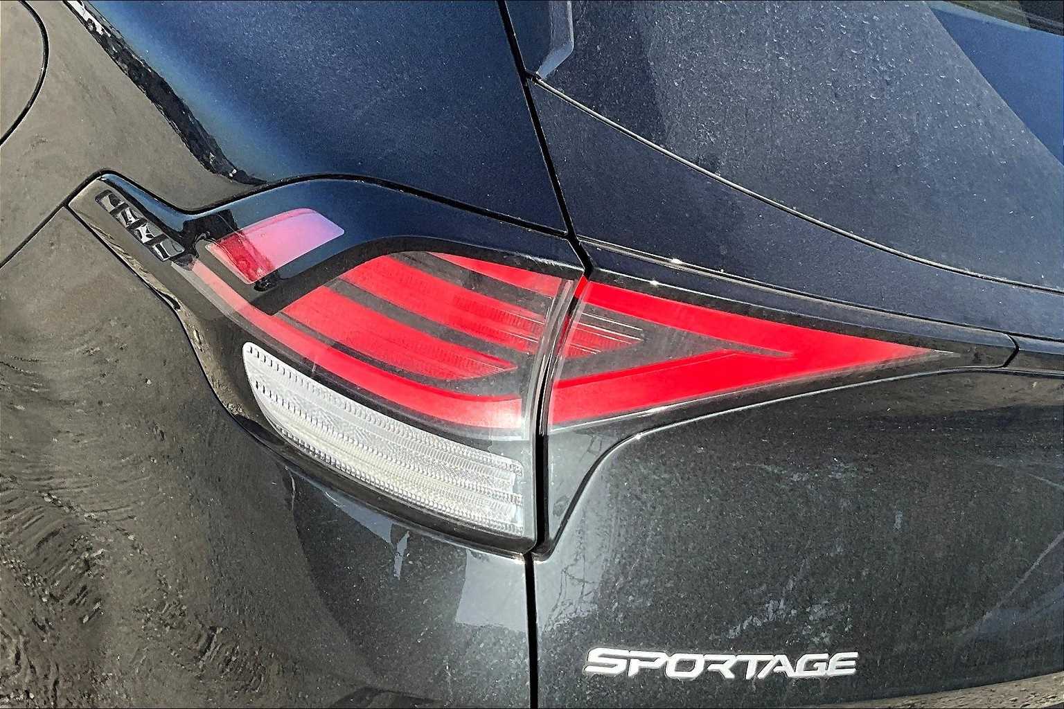 Thumbnail: 2023 Kia Sportage - 31