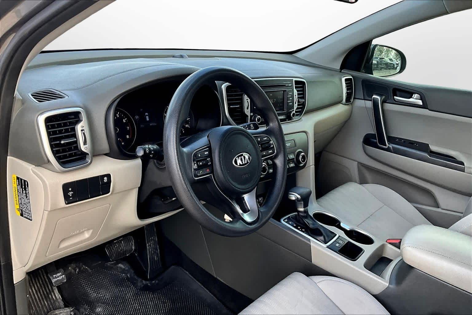 Thumbnail: 2017 Kia Sportage - 12