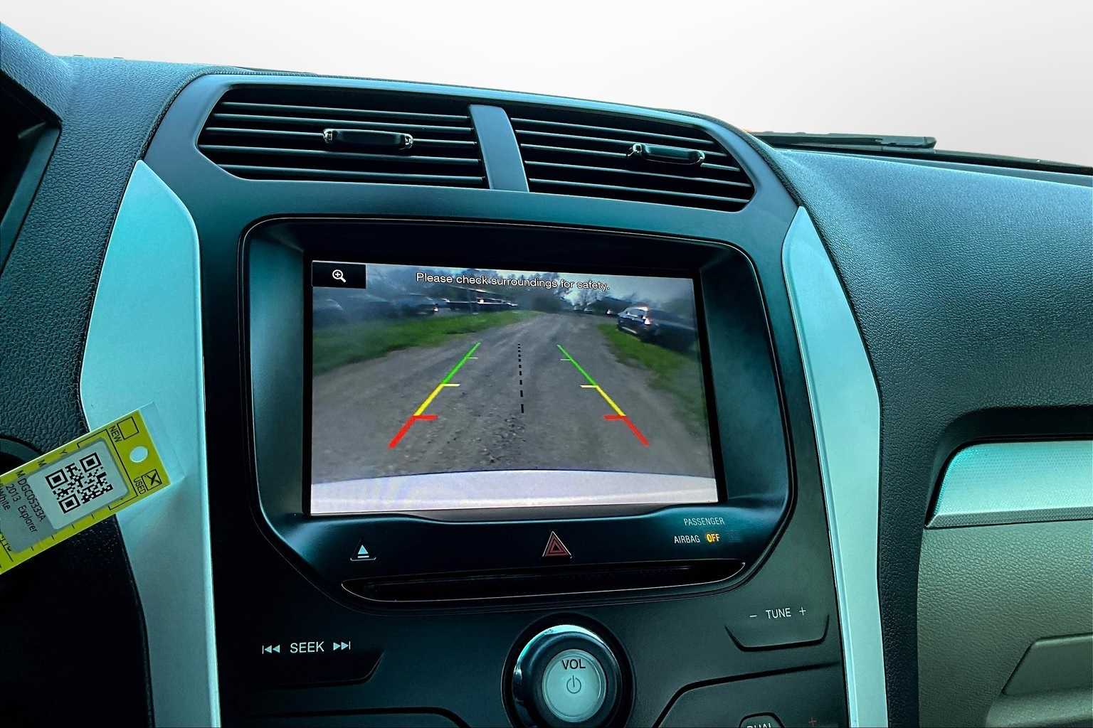 Thumbnail: 2013 Ford Explorer - 22