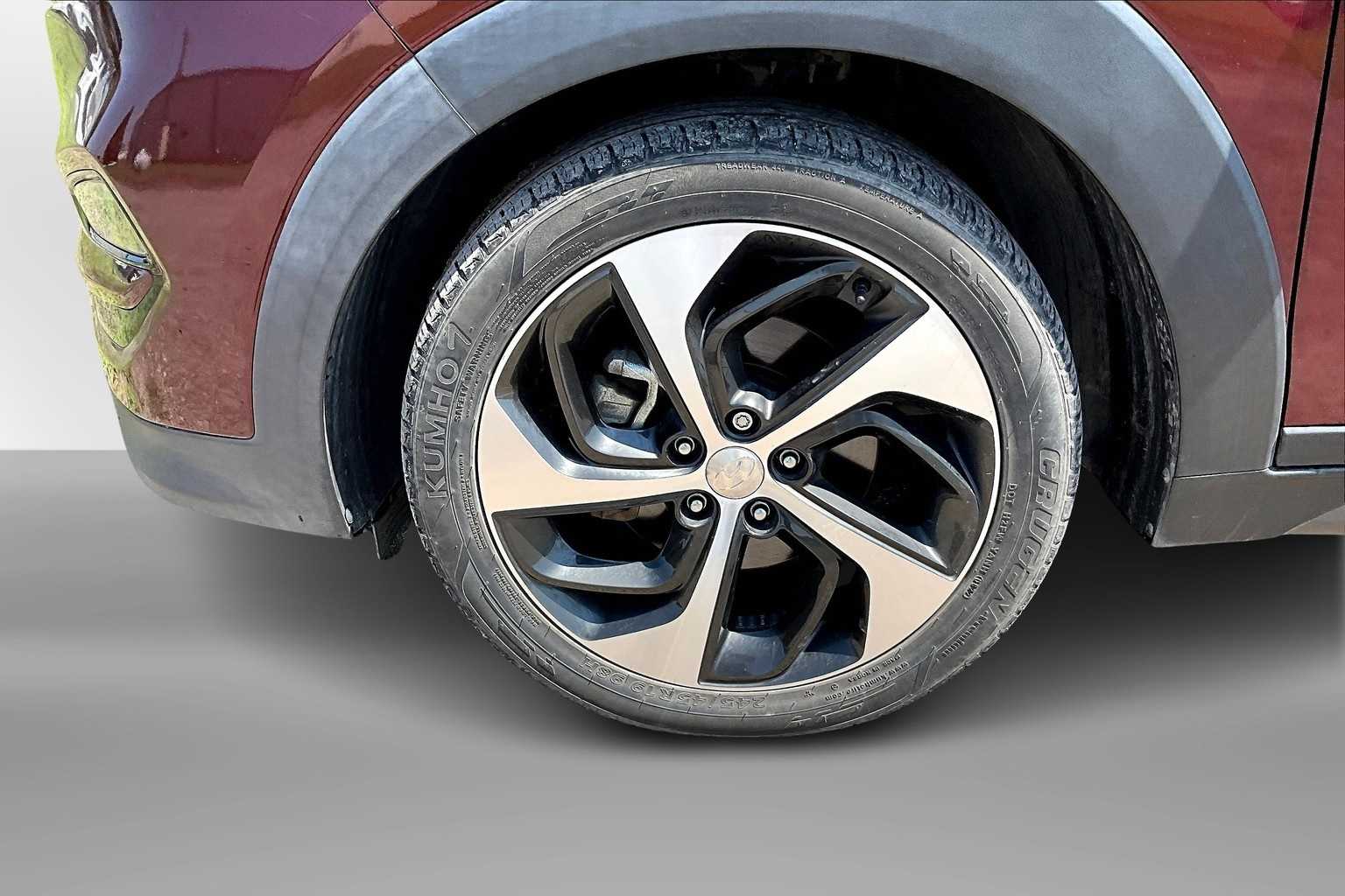 Thumbnail: 2016 Hyundai Tucson - 8