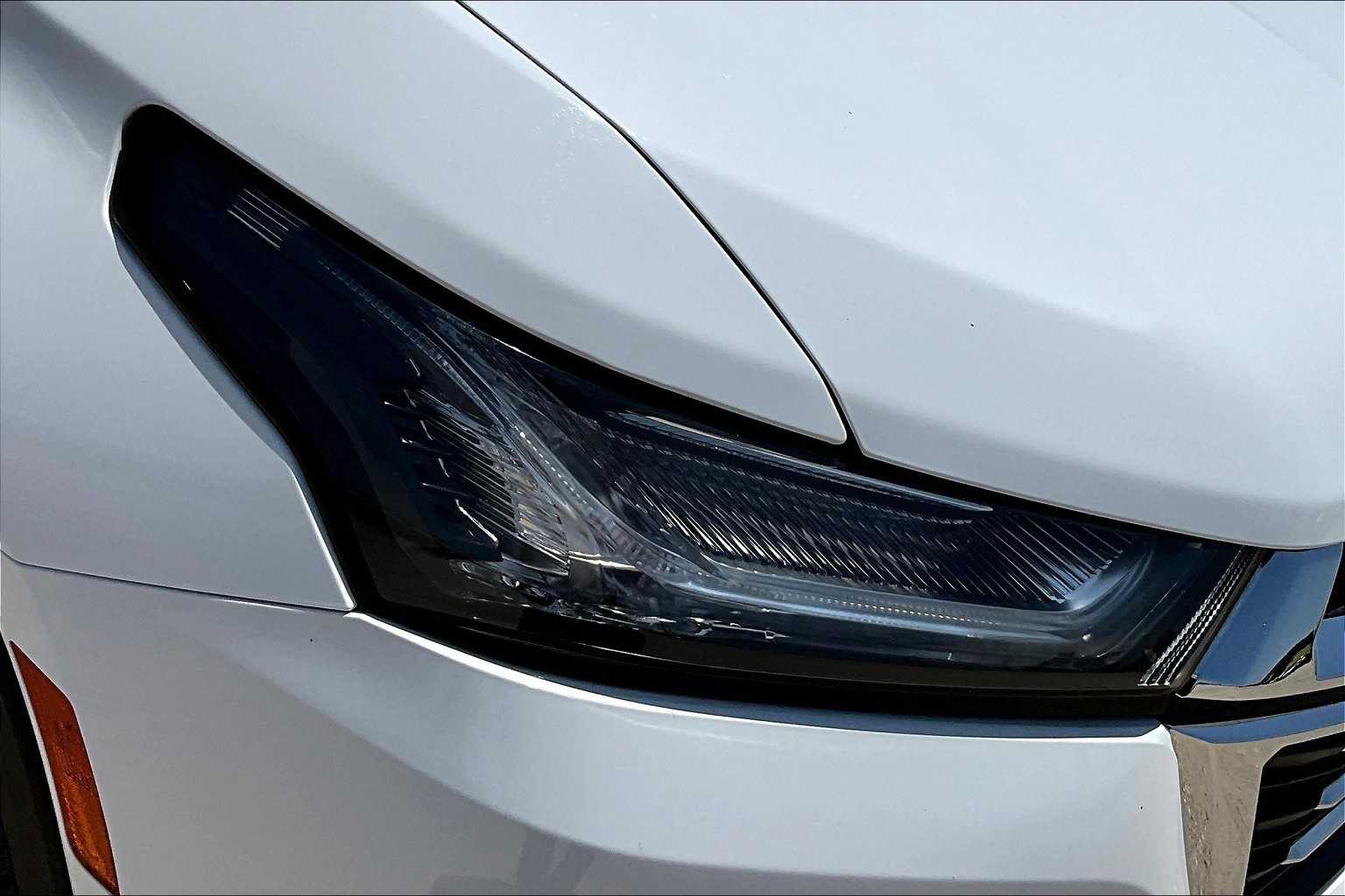 Thumbnail: 2022 Chevrolet Traverse - 29