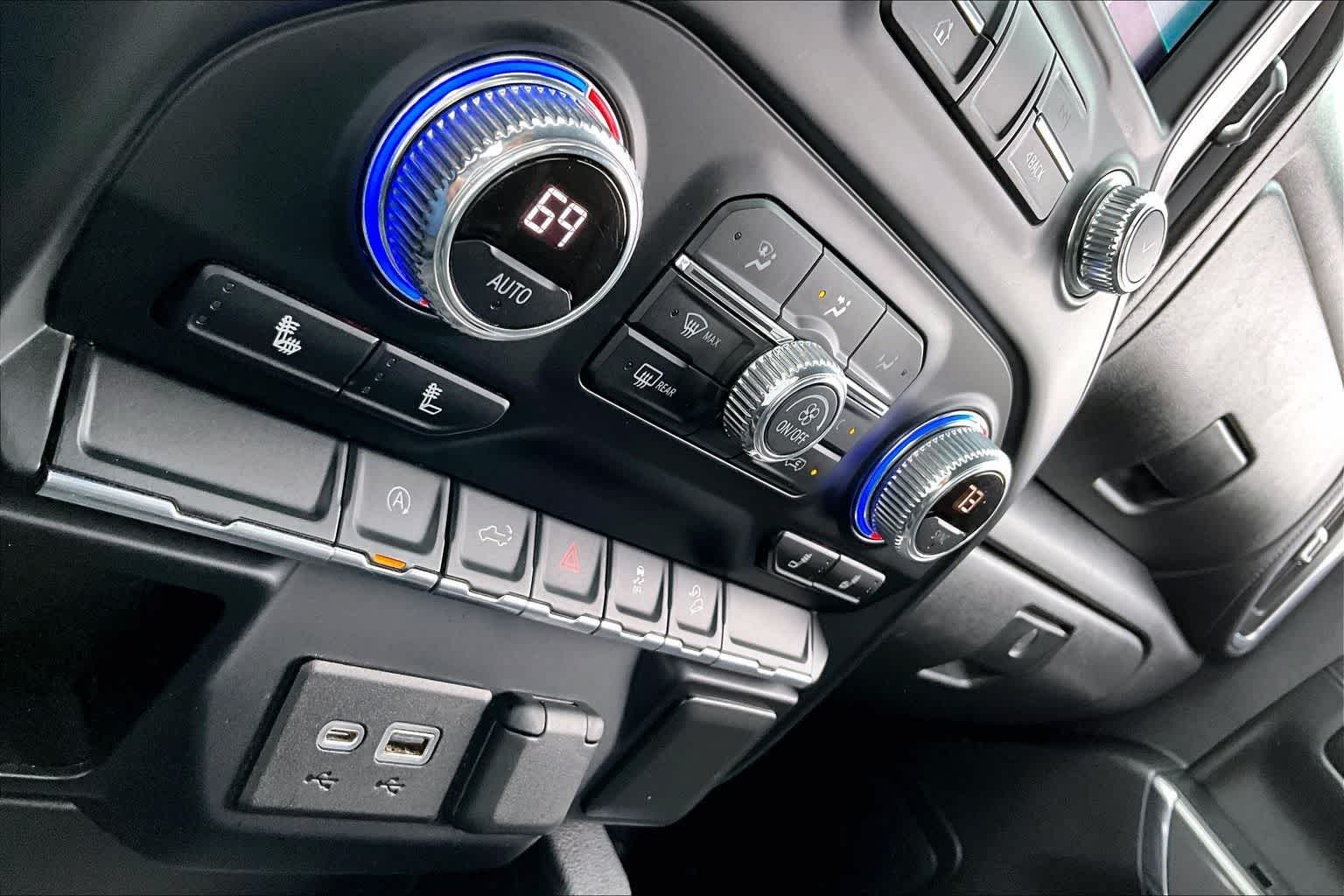 Thumbnail: 2021 GMC Sierra 1500 - 23