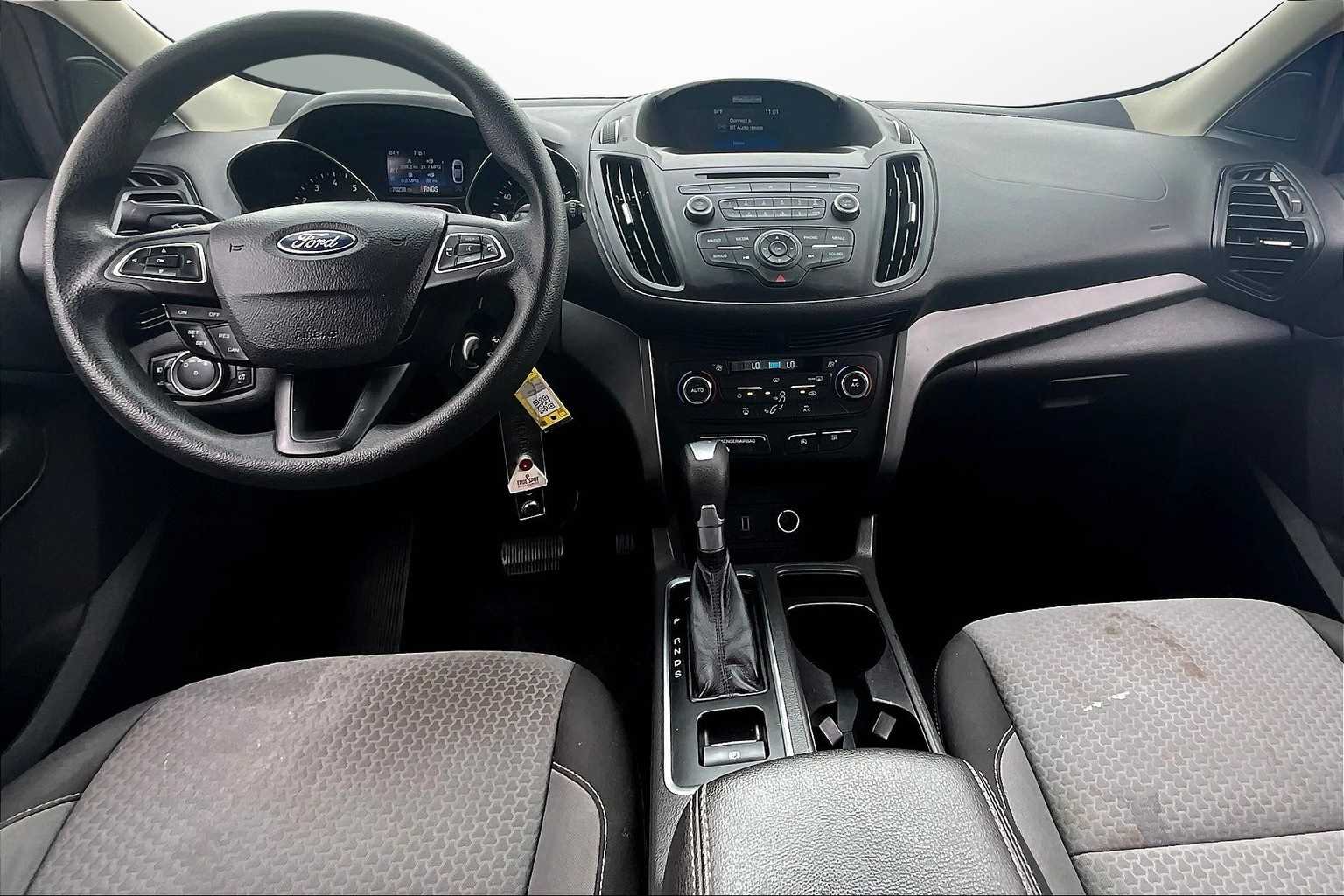 2017 Ford Escape SE 14