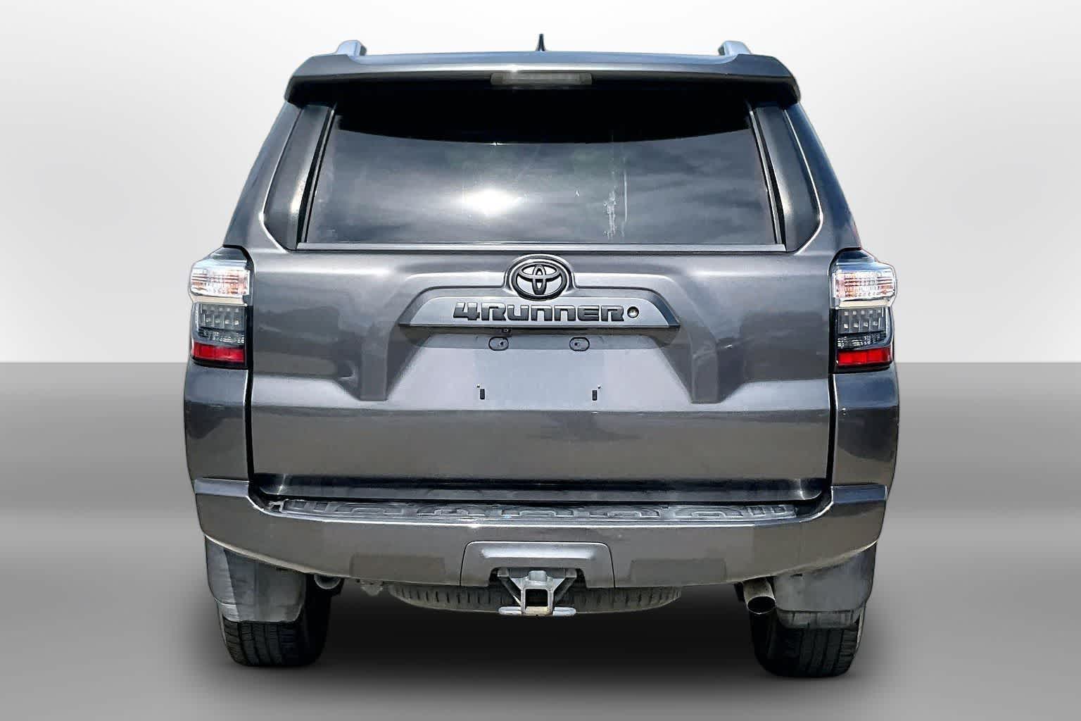 Thumbnail: 2016 Toyota 4Runner - 4