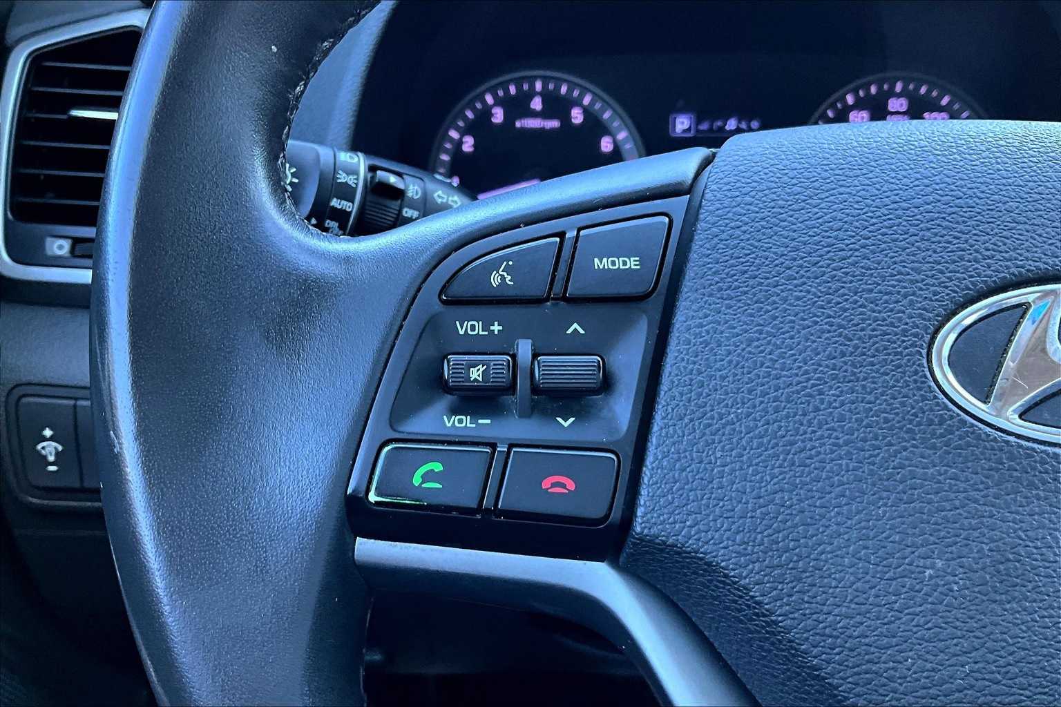 Thumbnail: 2016 Hyundai Tucson - 19