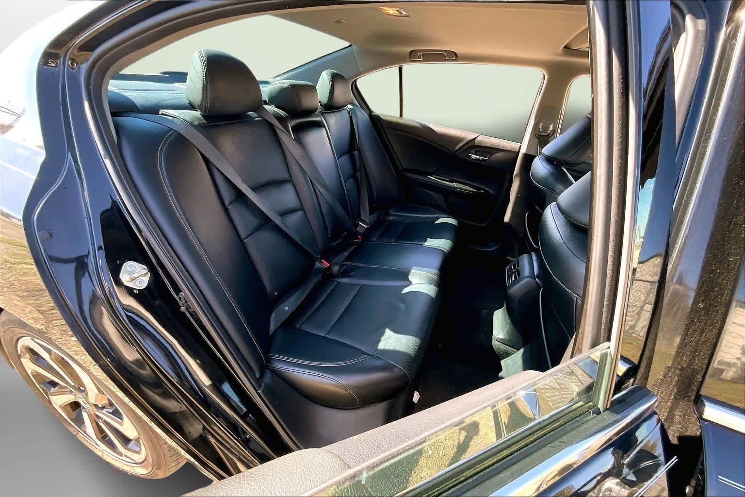 Thumbnail: 2017 Honda Accord - 24