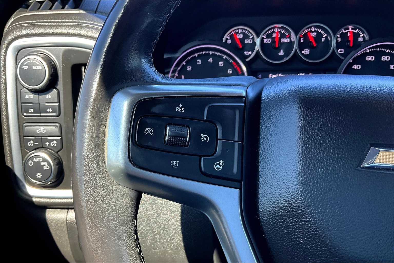 Thumbnail: 2020 Chevrolet Silverado 1500 - 18