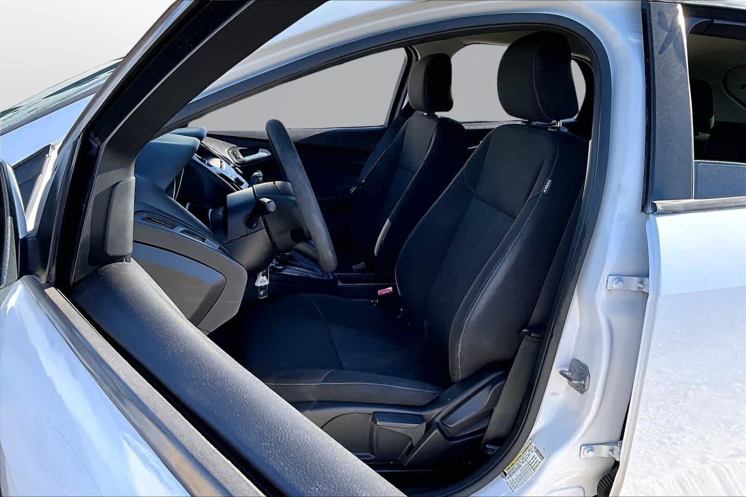 Thumbnail: 2017 Ford Focus - 23