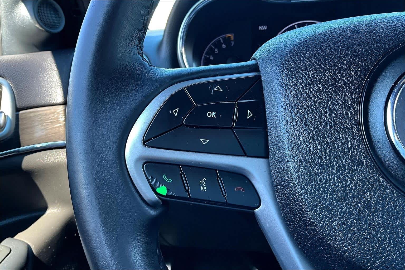 Thumbnail: 2018 Jeep Grand Cherokee - 19