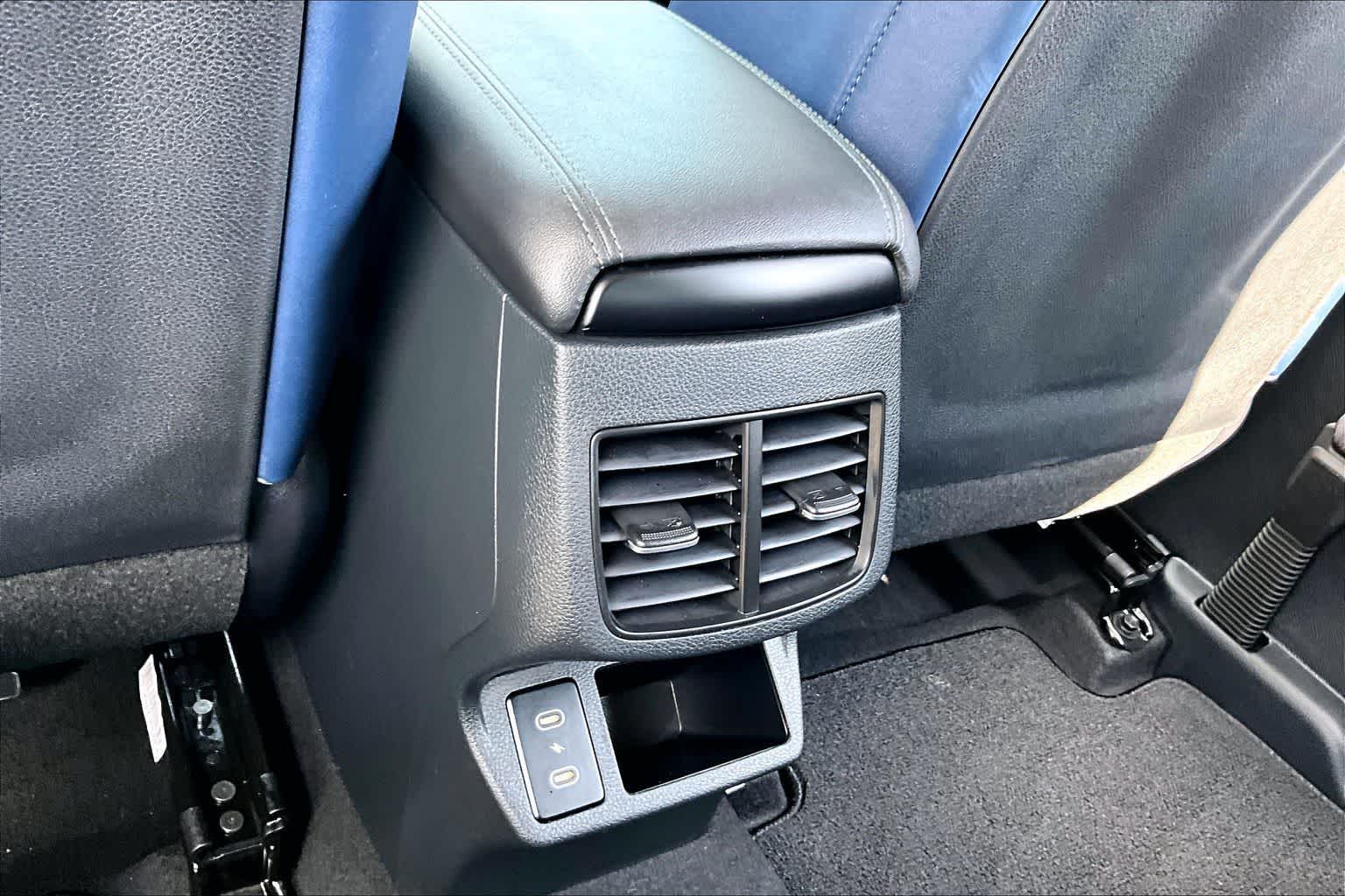 Thumbnail: 2024 Kia Seltos - 22