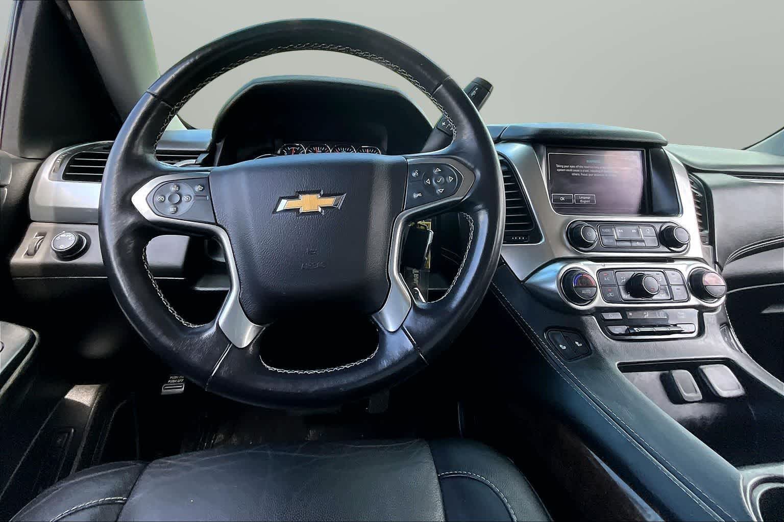 Thumbnail: 2019 Chevrolet Tahoe - 4