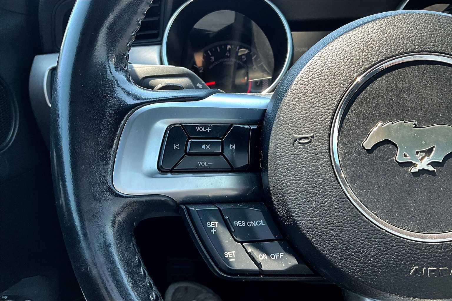 Thumbnail: 2019 Ford Mustang - 19