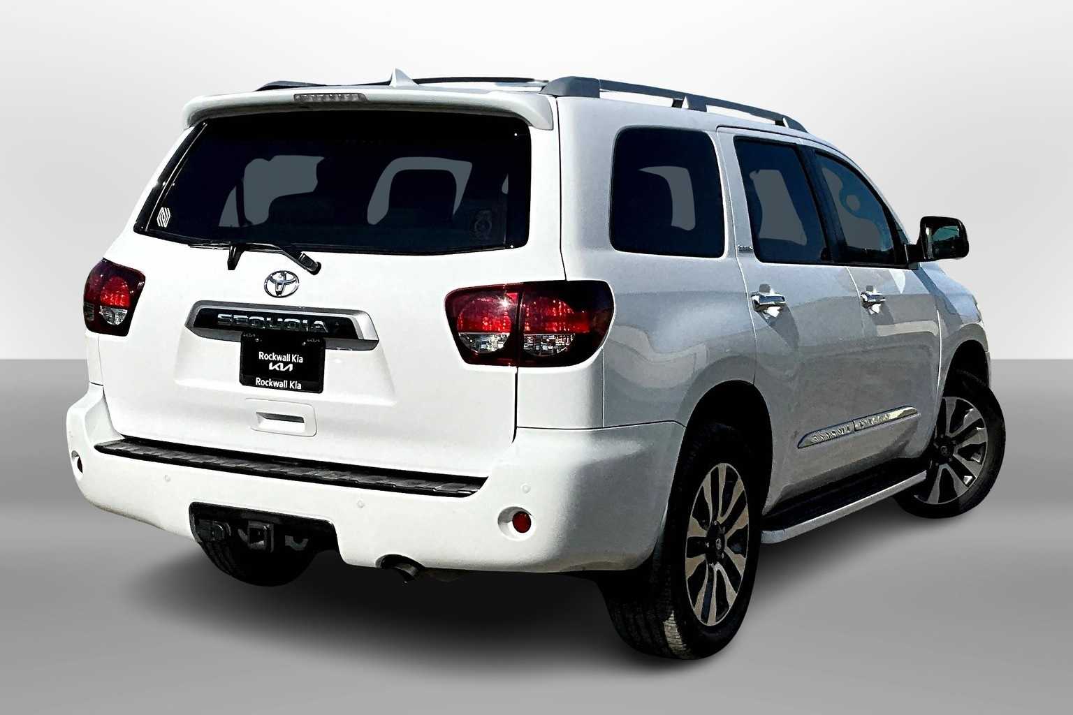 Thumbnail: 2020 Toyota Sequoia - 2