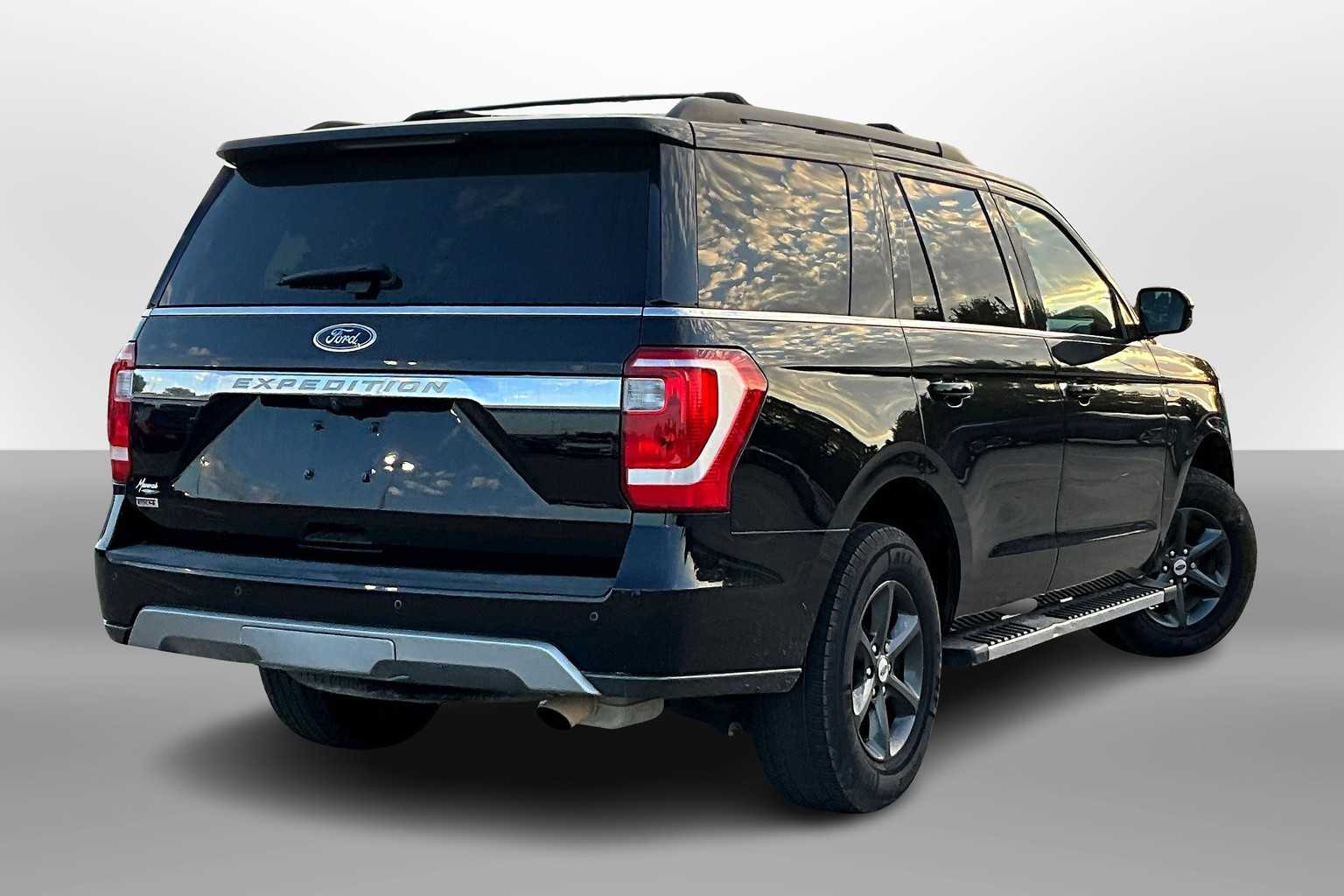 Thumbnail: 2021 Ford Expedition - 2