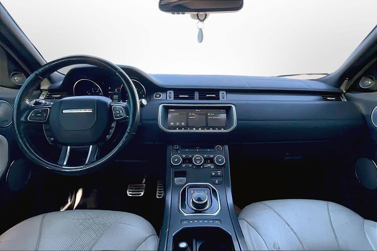 Thumbnail: 2019 Land Rover Range Rover Evoque - 14